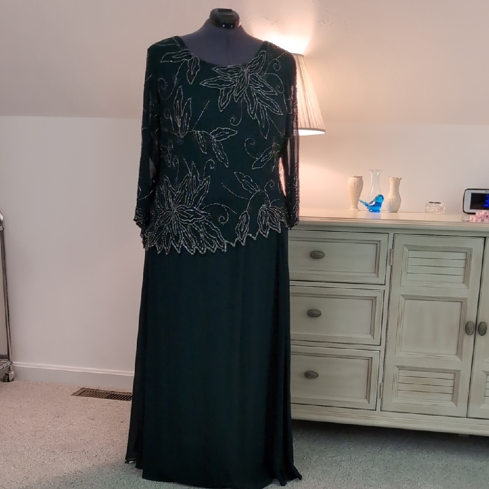 Elegant Hunter Green  Evening Dress